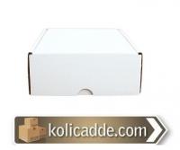 Kilitli Beyaz Karton Kutu 9,5x9,5x3 cm. Kilitli Beyaz Karton Kutu 9,5x9,5x3 cm.