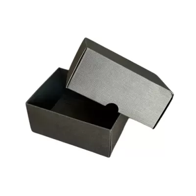 Sert Siyah Karton Kapaklı Kutu 13x10x6 cm.