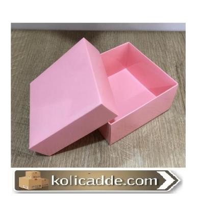 Karton Kapaklı Pembe Kutu 10x10x5 cm